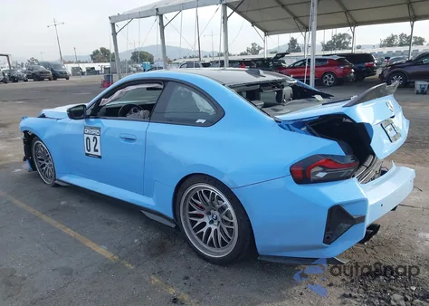 2024 BMW M2 z USA, uszkodzony, nr VIN 3MF13DM01R8D91785